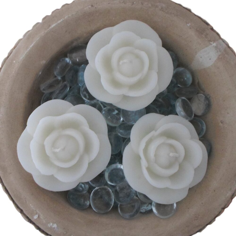 Floating Rose Shaped Candles – Set of 3